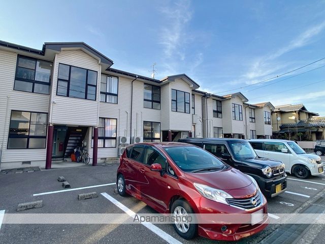 スターブルーの玄関写真