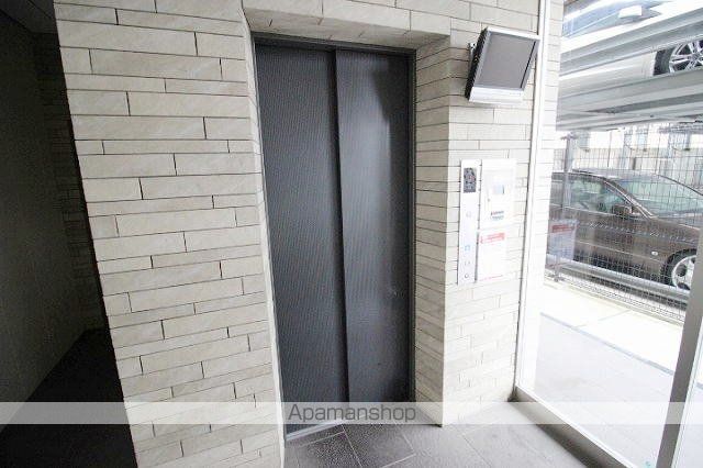 レイ・クレストのその他写真