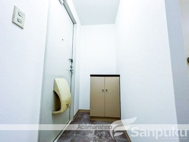 フレグランス乃万の内装写真