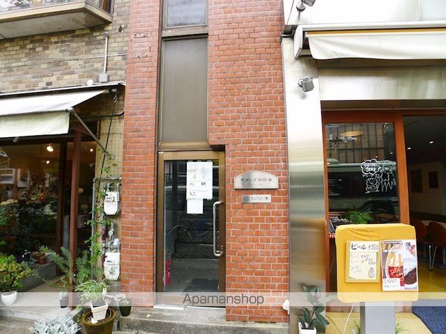 サナップ御所東の玄関写真