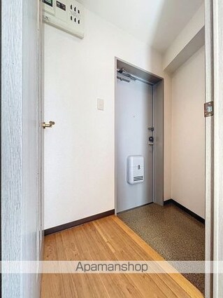 ライオンズマンション東長崎第参[1R/24.57m2]の玄関1