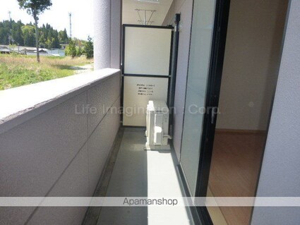 Ｇｒａｎｄｅｕｒ　Ｃｈａｔｅａｕ　[1LDK/33m2]のバルコニー