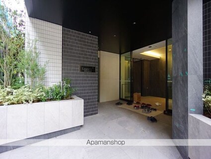 愛知県名古屋市西区那古野１丁目[2LDK/55.45m2]のエントランス