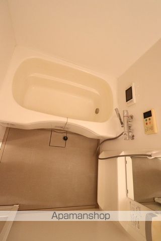 コスモ スクエア B棟の内装写真