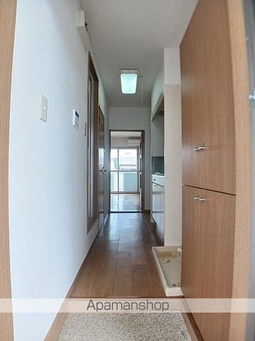 アヴィニールAの内装写真