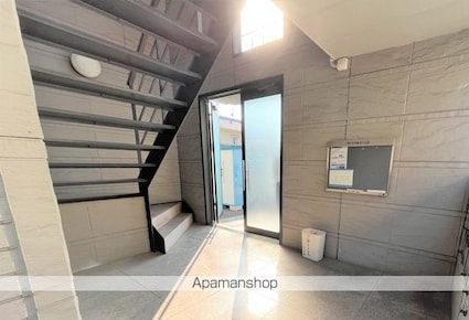 レオパレスディアコートⅡ[1K/23.18m2]のエントランス