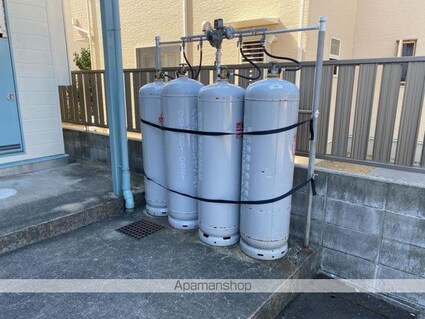 エルディム大谷[2K/32.7m2]の内装2