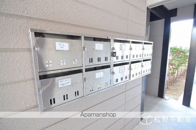 クレイドル志度Iの玄関写真