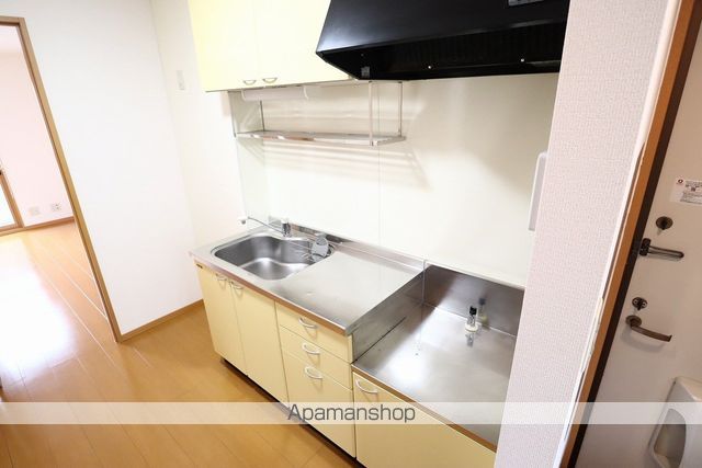 金沢市 2階建 築23年の内装写真