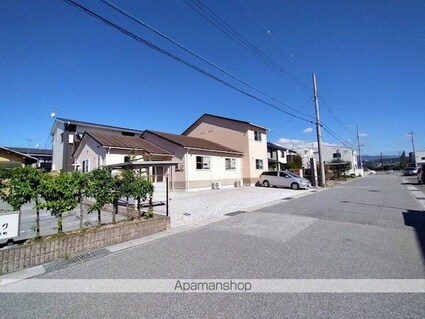 滋賀県長浜市勝町[1K/31.5m2]の周辺1
