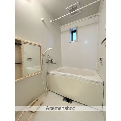 ガーデン[2LDK/70.43m2]のバス