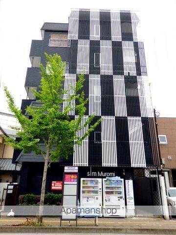 スリム室見の外観写真