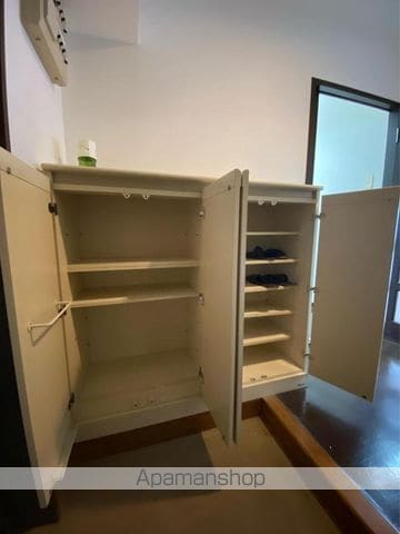 ロイヤルハイツ松島の内装写真