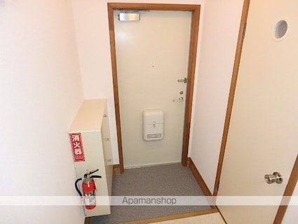 メゾニティ牧野　Ｂ[1K/25.74m2]の玄関