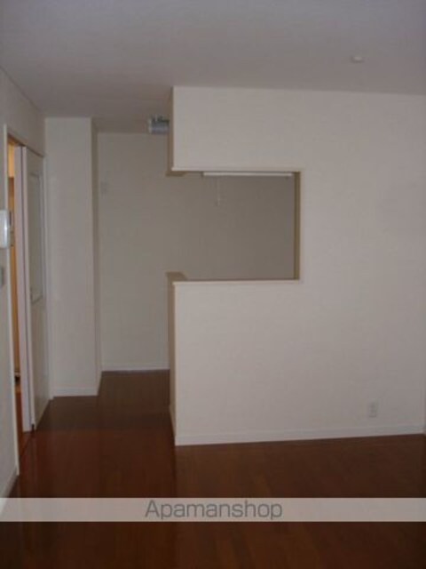 ＲＥＳＣＯ　ＹＯＧＡ[2LDK/59.5m2]のリビング・居間2