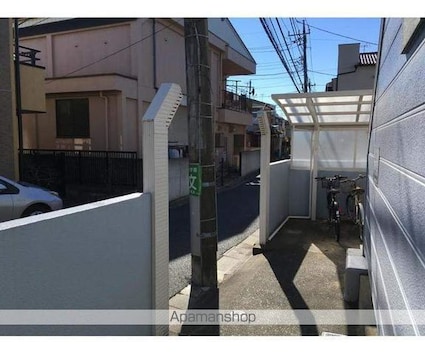 東京都練馬区春日町２丁目[1R/18.63m2]のエントランス