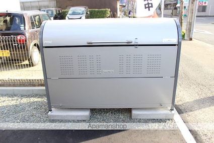 Ｇｒａｎｄ　Ａｖｅｎｕｅ　西桜[1K/27.2m2]の共用部3