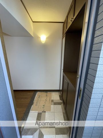 ロータリー春岡の内装写真