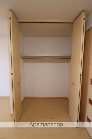 クローバーの内装写真