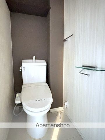 カスタリアタワーHIGOBASHIの内装写真
