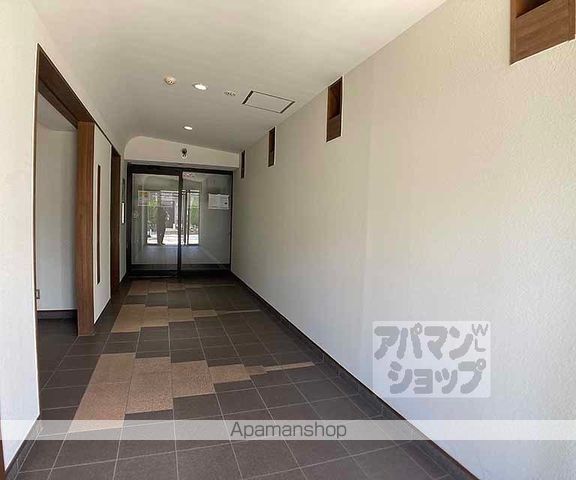アール四条大宮の玄関写真