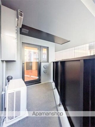 ＺＯＯＭ信濃町[1K/33.24m2]のバルコニー