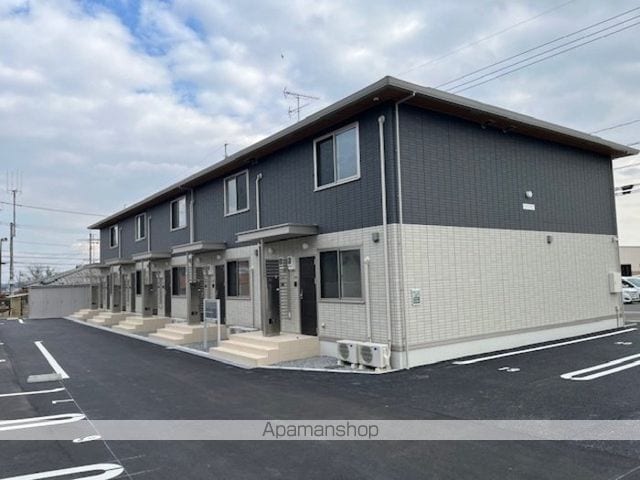ロイヤルタウン上峰C