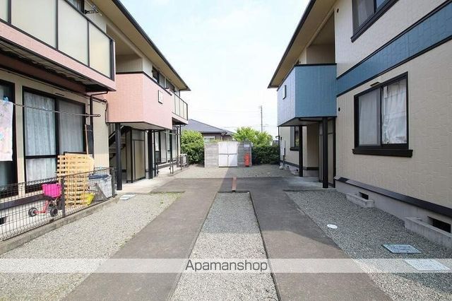 ドミール西平Aの玄関写真