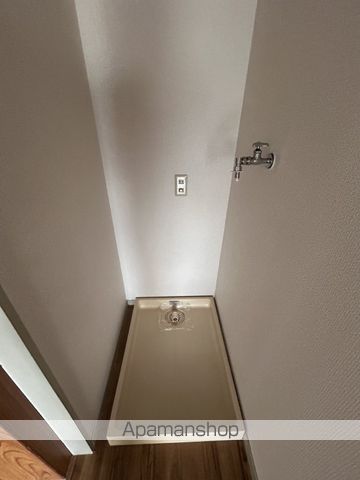 清水フォワードビルの内装写真