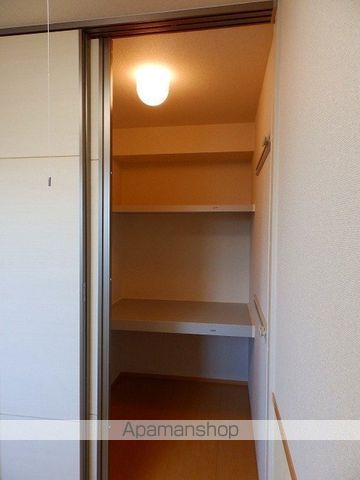 イムウッド山の手 A棟の内装写真