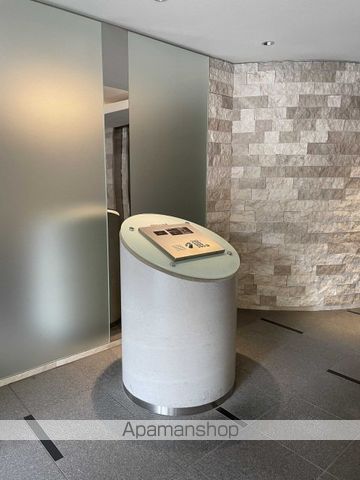 スカイコートパレス西巣鴨の玄関写真