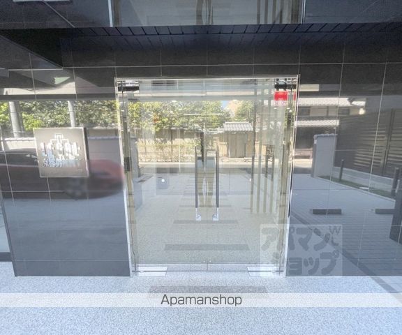 リーガル京都御所西Vの玄関写真