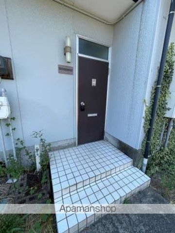 タウンハウスヨコタの玄関写真