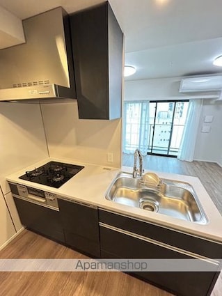 クレストコート上野[2LDK/50.66m2]のキッチン