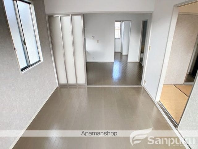 バリュージュ筒井 A棟の内装写真