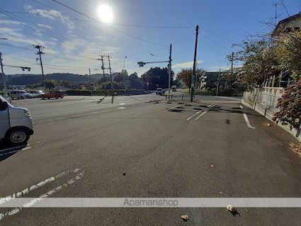 アルカディアⅡ[1LDK/49.17m2]の駐車場