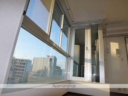 グローバリービューテラスＩＶ[1R/17.94m2]のリビング・居間1