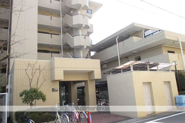 コスモパーク戸田弐番館の外観写真