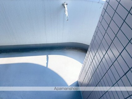 メゾン・ド・アーベリール[1R/28.5m2]の内装2