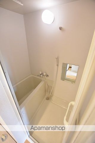 グラウディ・レビジョンIIの内装写真