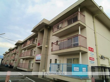 ハイツ南甲府[3DK/56.76m2]の外観2