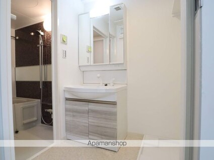 ＧＲＡＮＤＵＫＥ千代田ｒｅｇａｒｉａ[1LDK/42.72m2]の洗面所