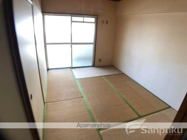 松山西ハイツの内装写真