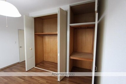 プレジール飛鳥[3LDK/74.04m2]の収納