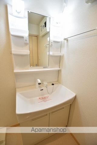 EAST SIDE IIの内装写真