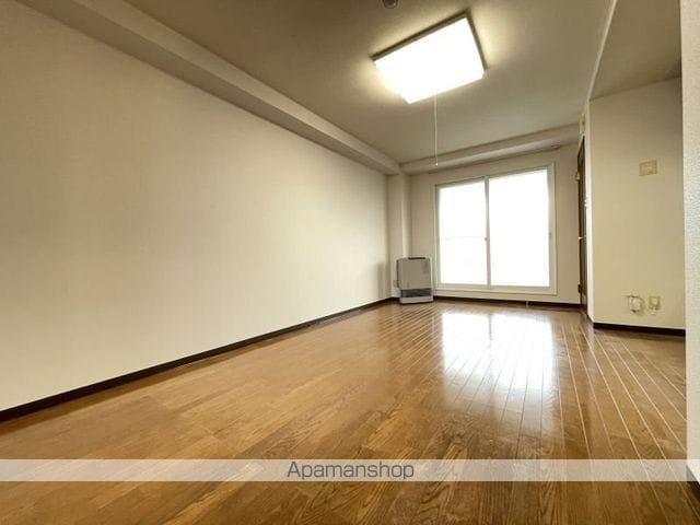 ピュアパレス富岡の内装写真