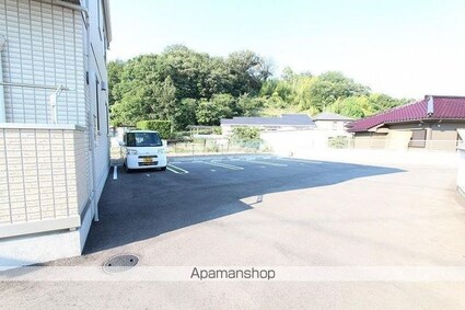 ピースタウン川東[1LDK/52.39m2]の共用部2