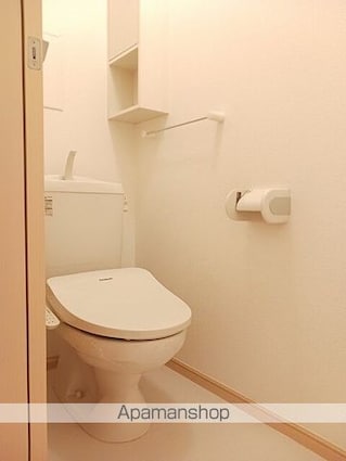 ルーツ[2LDK/57.02m2]のトイレ