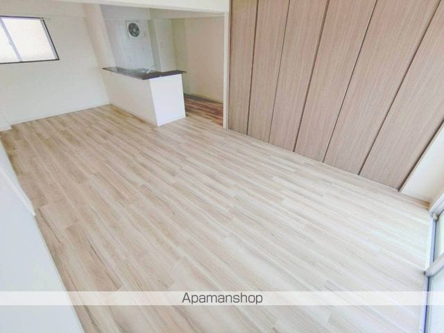 ダイニマンション江平の内装写真