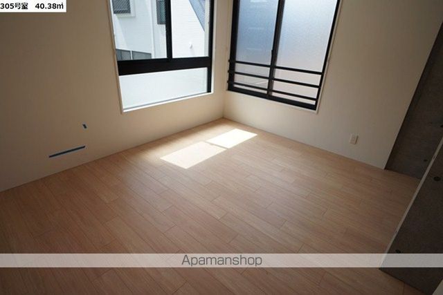 ユーレジデンス東新宿の内装写真